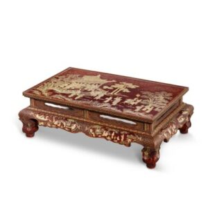 Table basse laquée brun rouge à décor incrusté de nacre – Chine, XVIe–XVIIe siècle